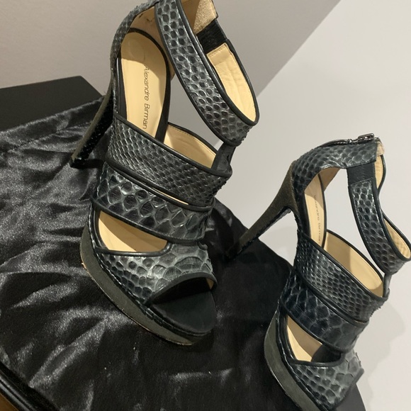 Alexandre Birman Snakeskin Platforms - Picture 4 of 7